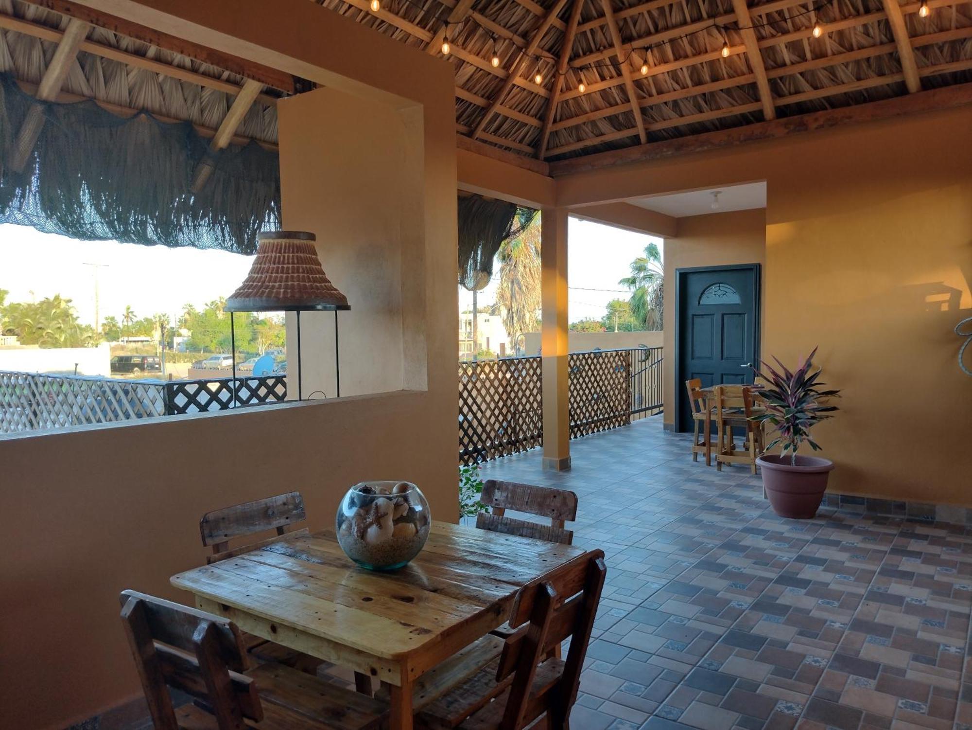 Hotel Prado'S Puerto San Carlos 外观 照片